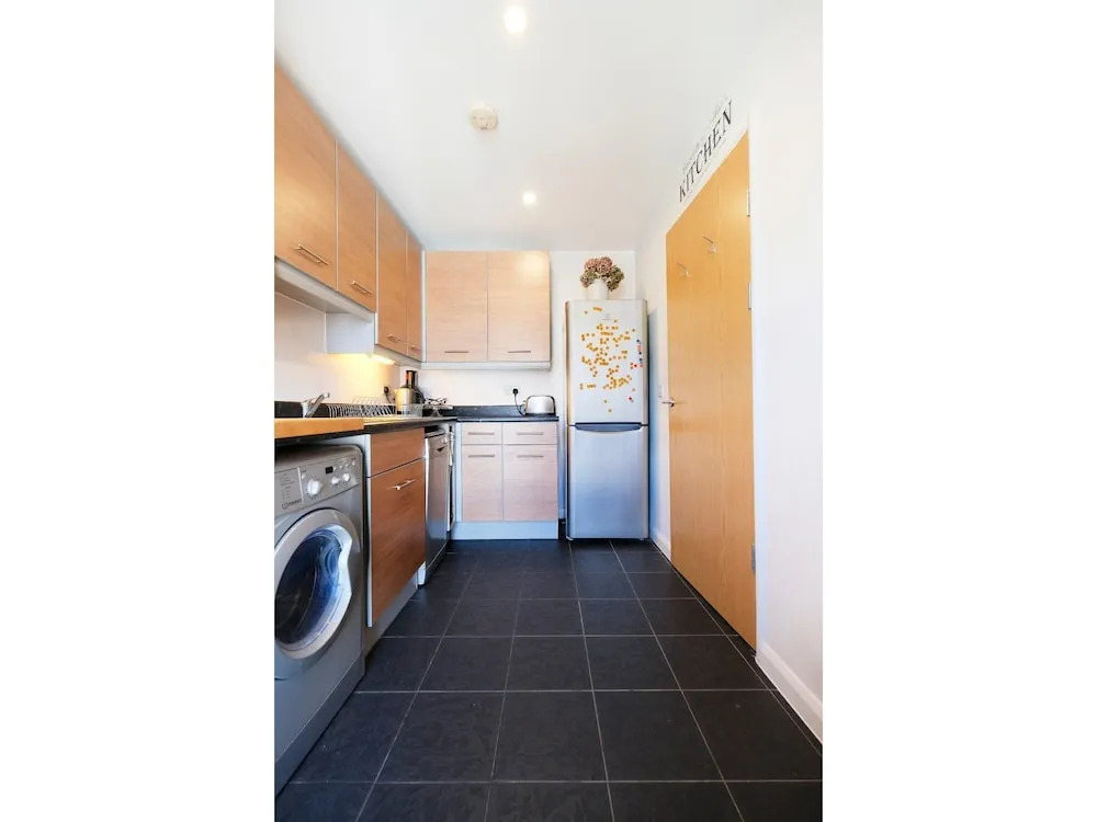 A Charming and Luxurious 2BR Flat on Walthamstow