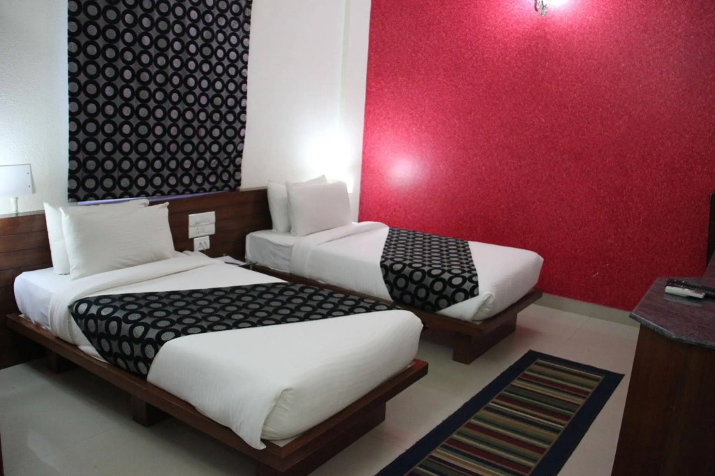 Sunray Hotel