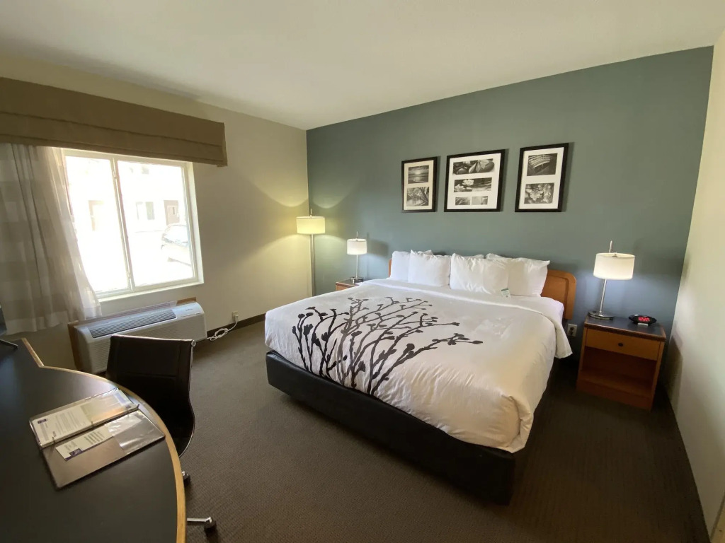 Sleep Inn & Suites Davenport - Quad Cities
