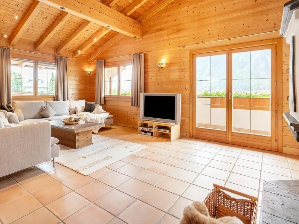 Charming Holiday Home in Maurach am Achensee