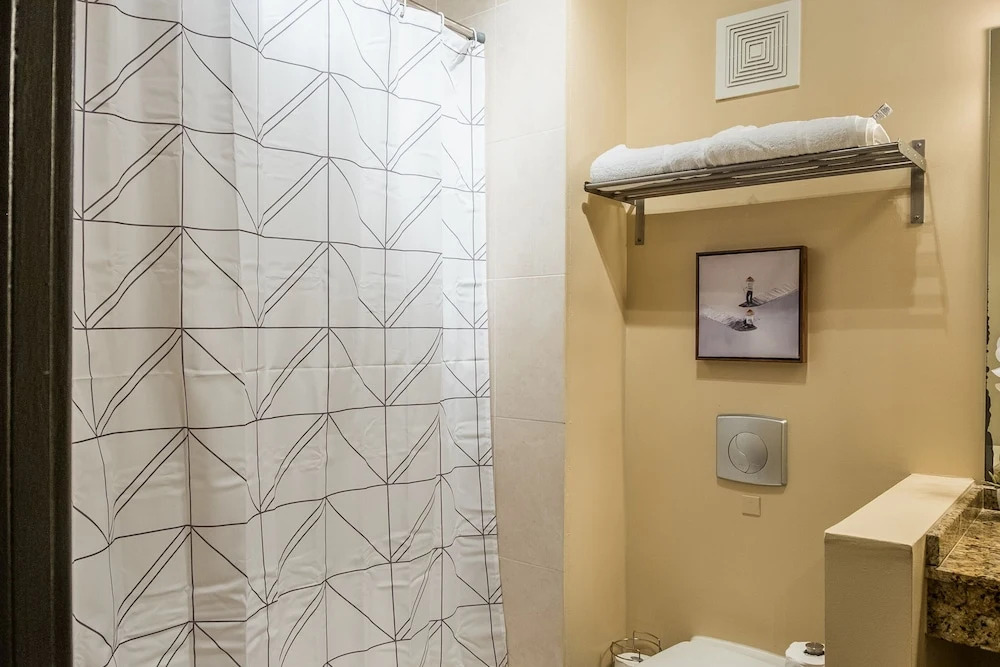 Downtown Jacksonville Apts by Frontdesk
