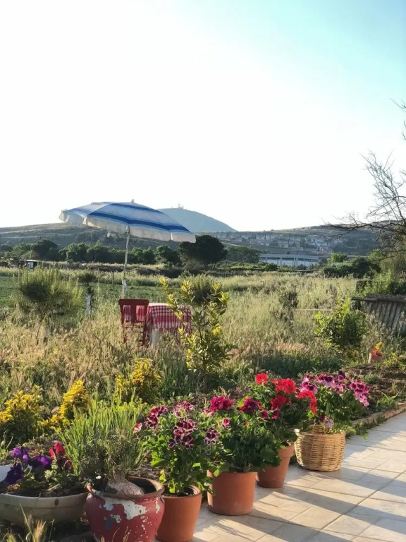 Radika Kır Evi