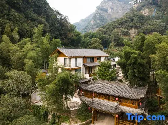Yixi Shanfang Homestay (Yuxian Shuimo Tingxi Scenic Area)