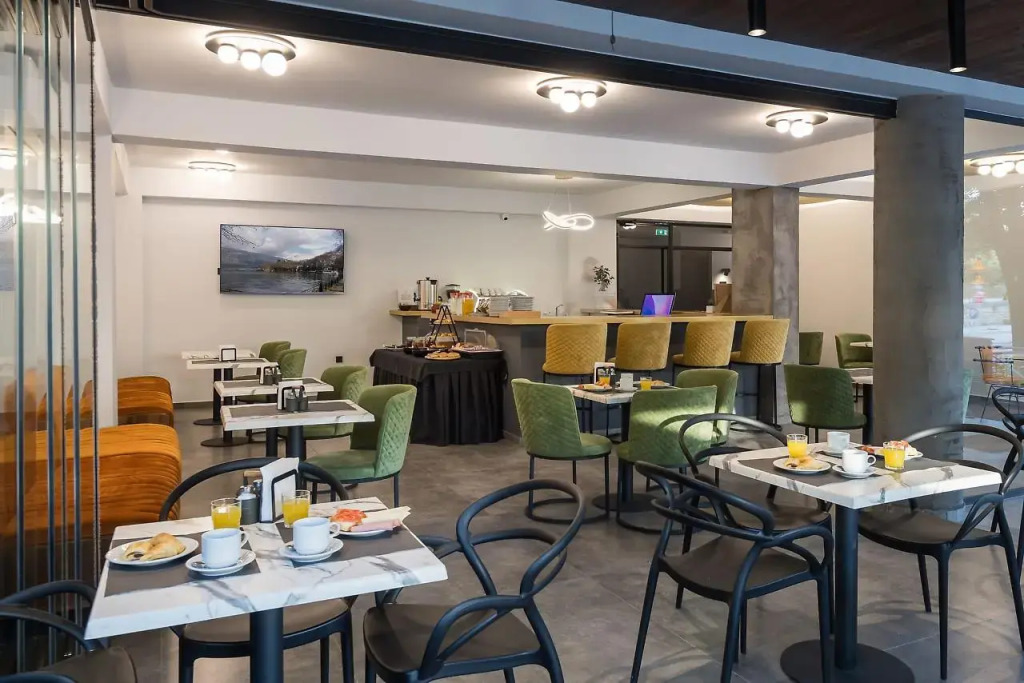 Отель Centro Urban Stay