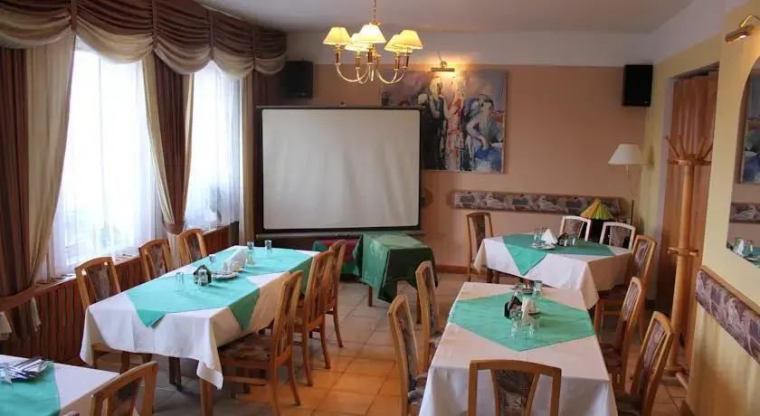 Penzion - Restaurace Duo