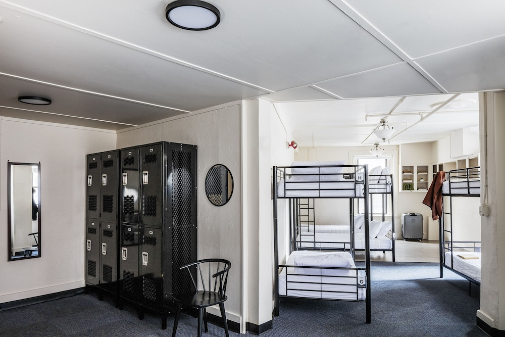 Boston Fenway Inn by Found