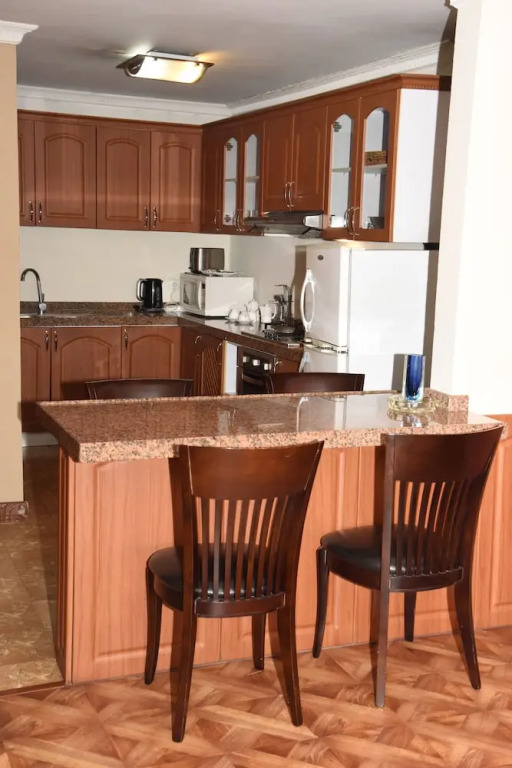 Diplomat Furnished Apartments
