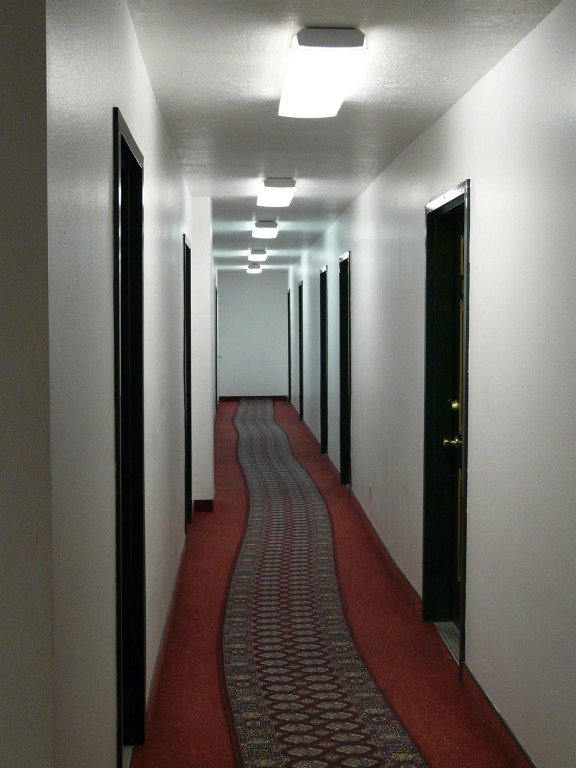 Two Sunsets Hotel