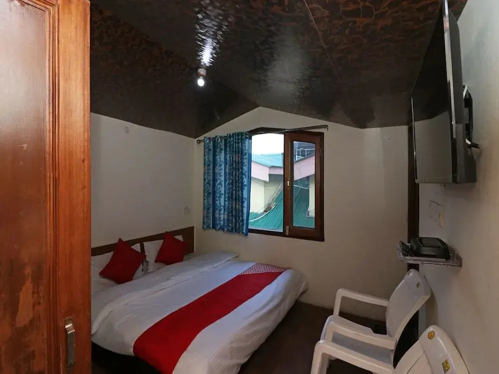 Chauhan Homestay 2 by OYO Rooms