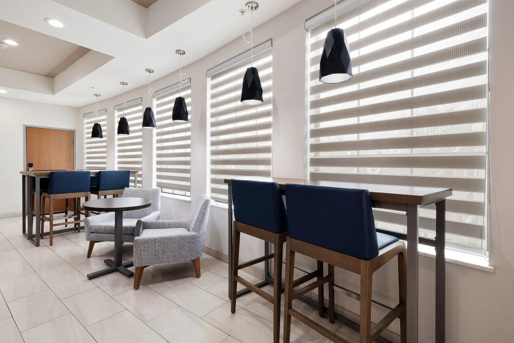 Holiday Inn Express Hotel and Suites Kingsville by IHG