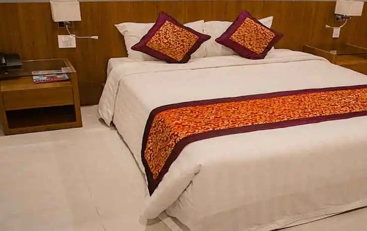 KHÁCH SẠN SAO MAI