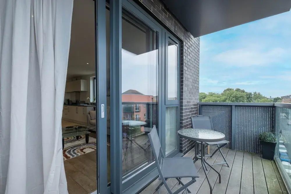 Bovet 3 Bedroom 1 Bathroom Apartment