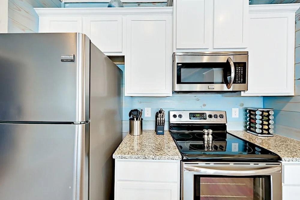 1617 S Station St 8 Home 3 Bedrooms 2 Bathrooms Home