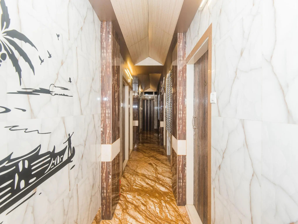 OYO 16119 Hotel Oliver