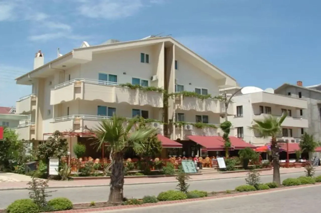 Ayhan Apartments