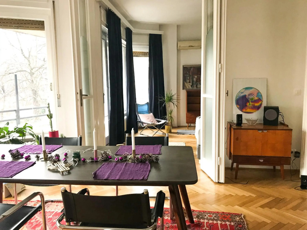 Spacious Bauhaus icon flat with fitness room in Central Buda, close to the river and Margaret island