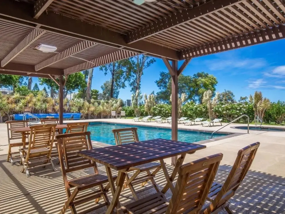 Hawaii Living!  Close To Beaches!  2 Bed/2 Bath  2 Bedroom Condo
