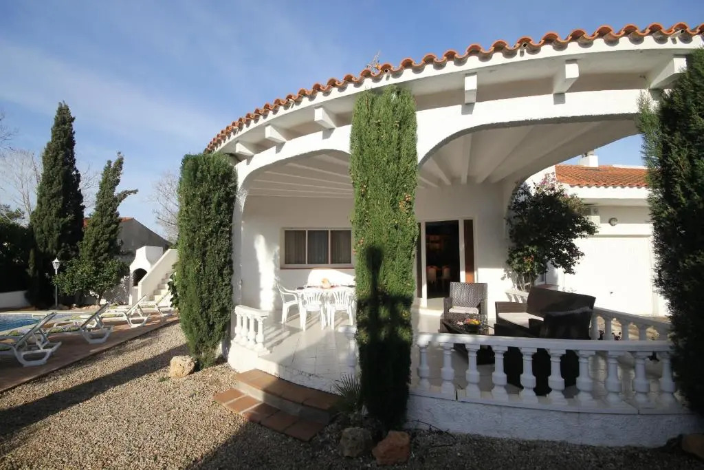 Riumar "Lorenzo", 400m to beach, private pool, On-Site-Service, dog beach