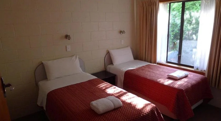 Willaway Motel Apartments