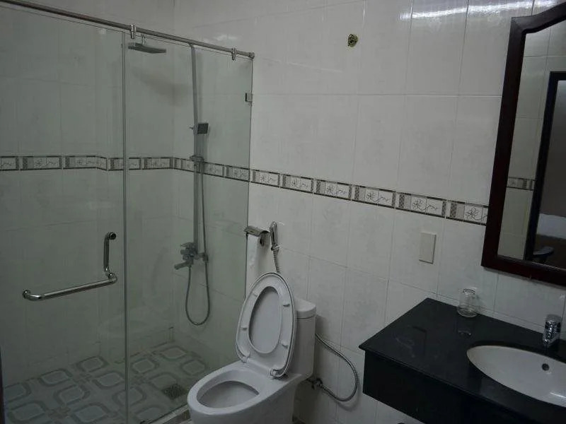 Miền Tây Hotel