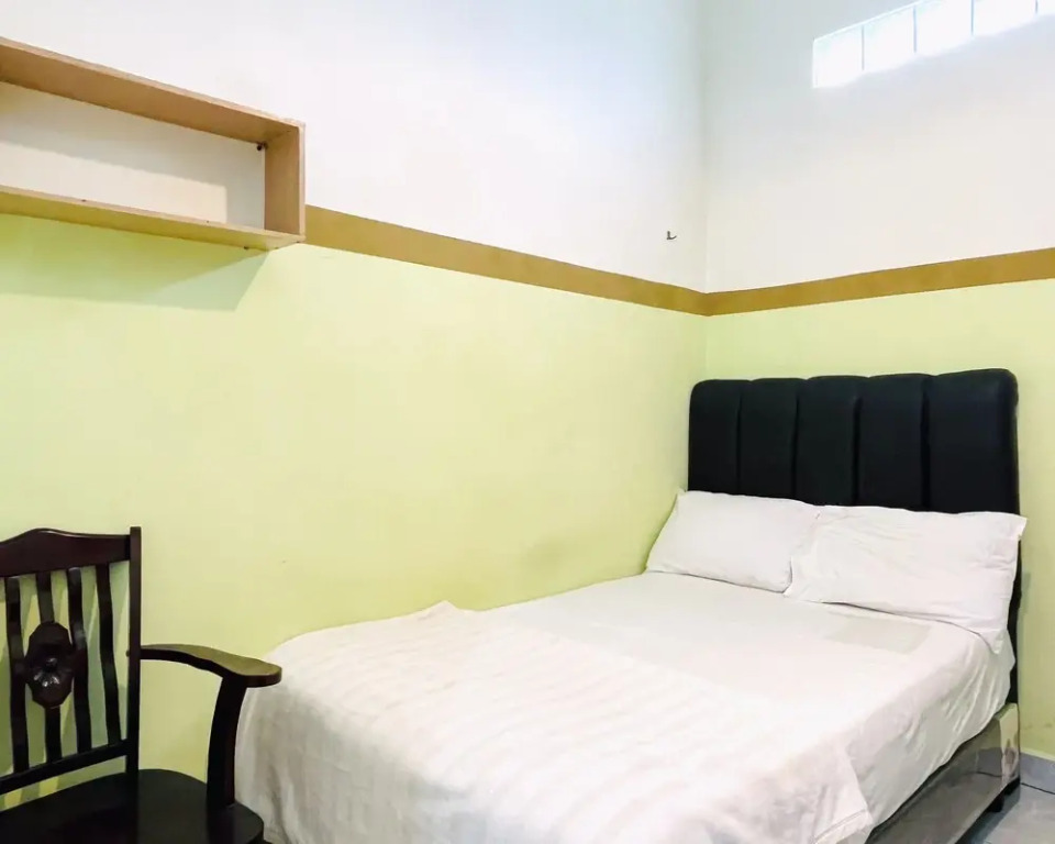 Lega Guest House Syariah near UISU Medan RedPartner