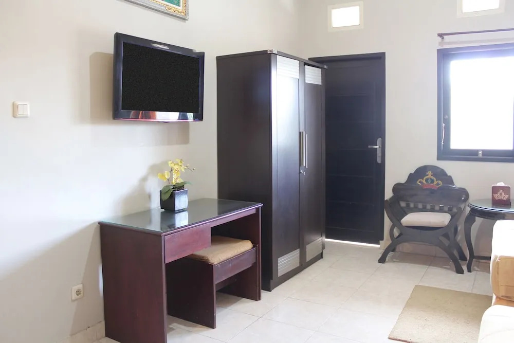 Airy Mataram Cakranegara Maktal 8 Lombok
