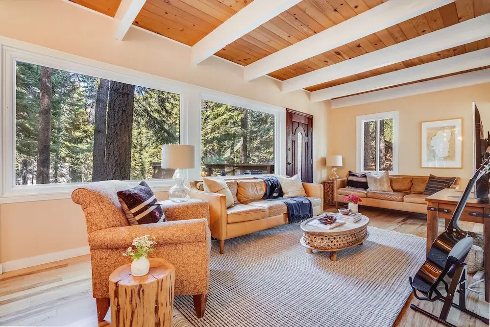 Homewood by Avantstay Amazing Family Cabin w Hot Tub Sauna