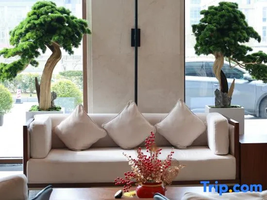 Wenyan Jianguo Hotel