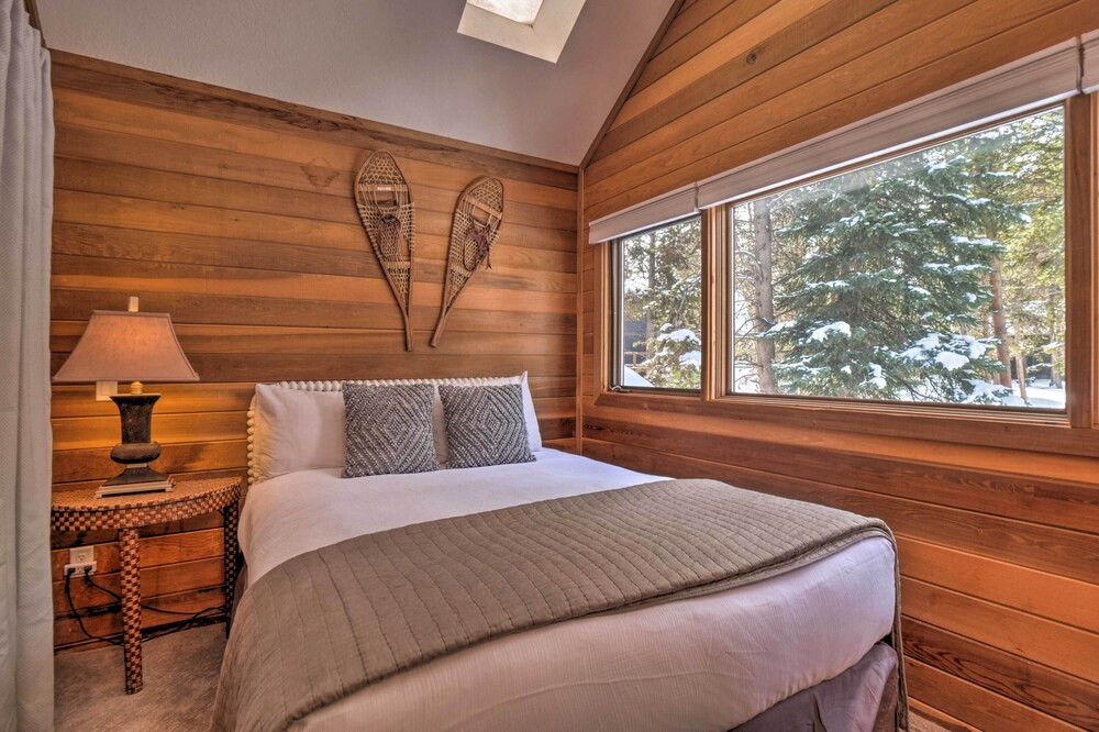 Pet-friendly Breckenridge Home w/ Hot Tub!