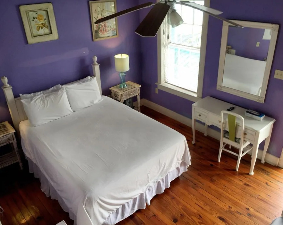 Creole Gardens Guesthouse and Inn