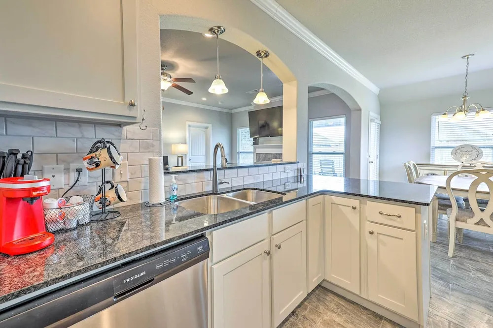 Fayetteville Home: Near University & Biking Trails