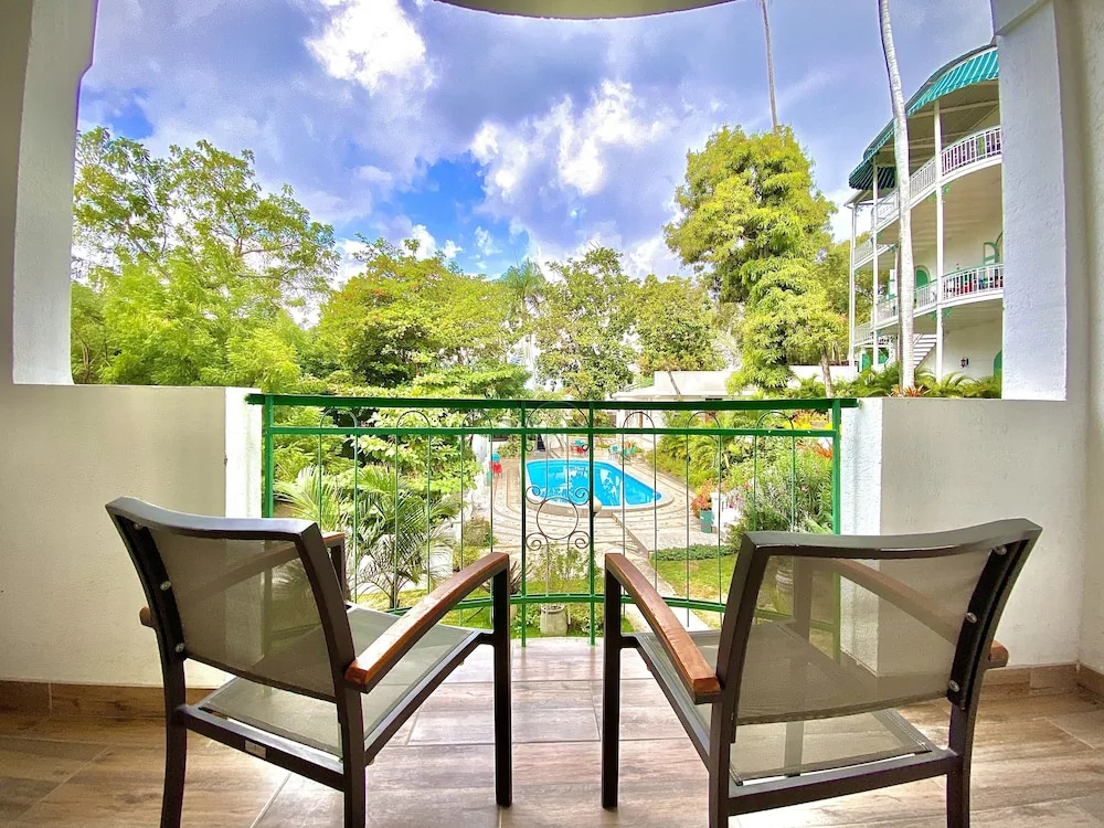 Manoir Adriana Hotel