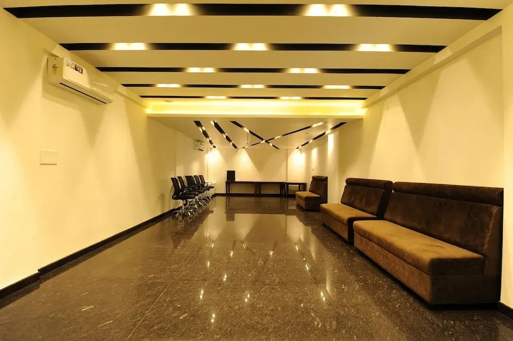 Hotel Golden Evana