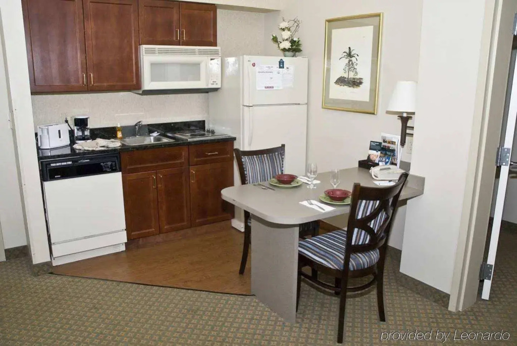 Homewood Suites by Hilton Orlando Maitland