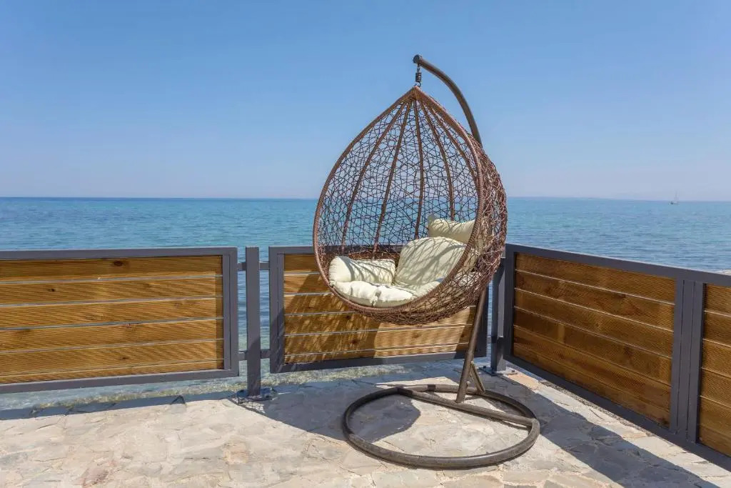 Venetico Beachfront Apartments & Suites - Sea View Suite
