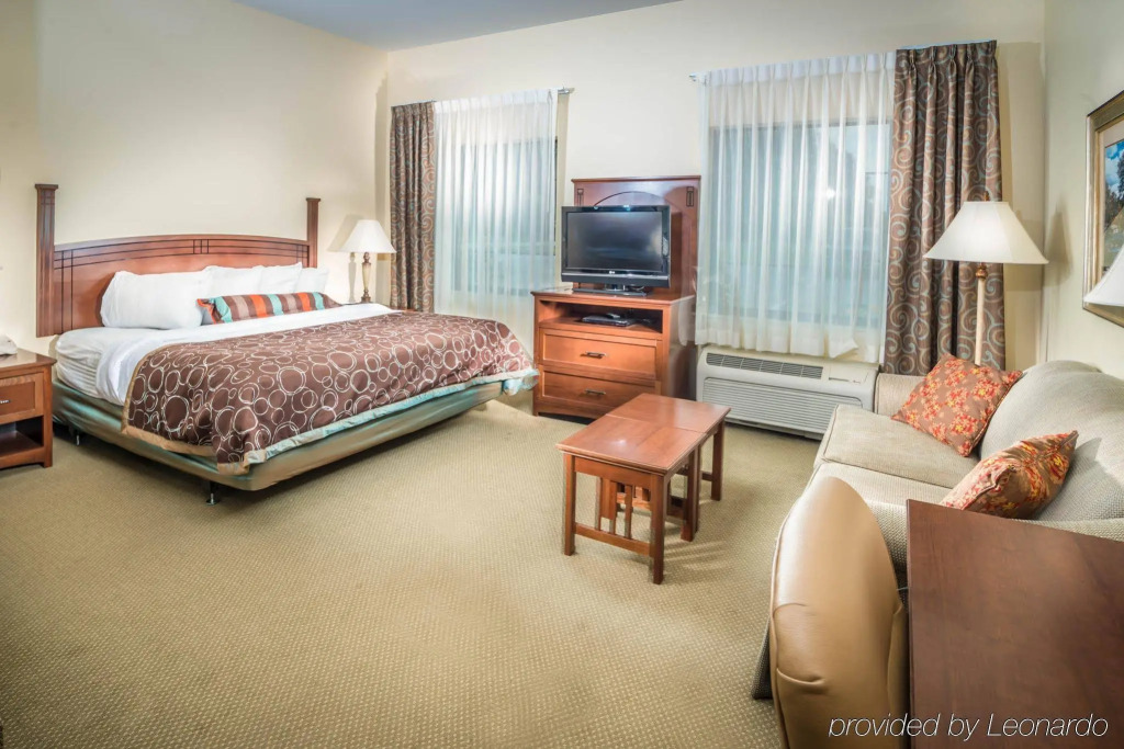 Staybridge Suites Toledo/Maumee by IHG