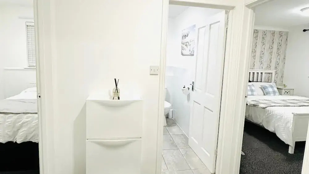 Ibate Apartments - Cozy 2 Bedroom Home
