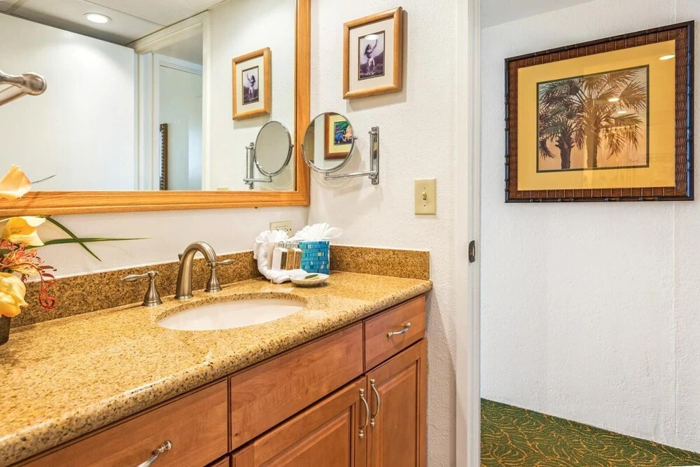 K B M Resorts- Ks-257 Spacious 2Bd Resort Retreat, Ocean Views, Easy Beach Access!