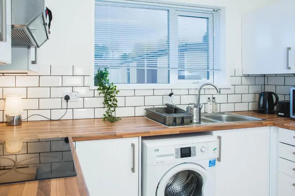 MyCityHaven The KingsWeston - flexible home sleeps 7