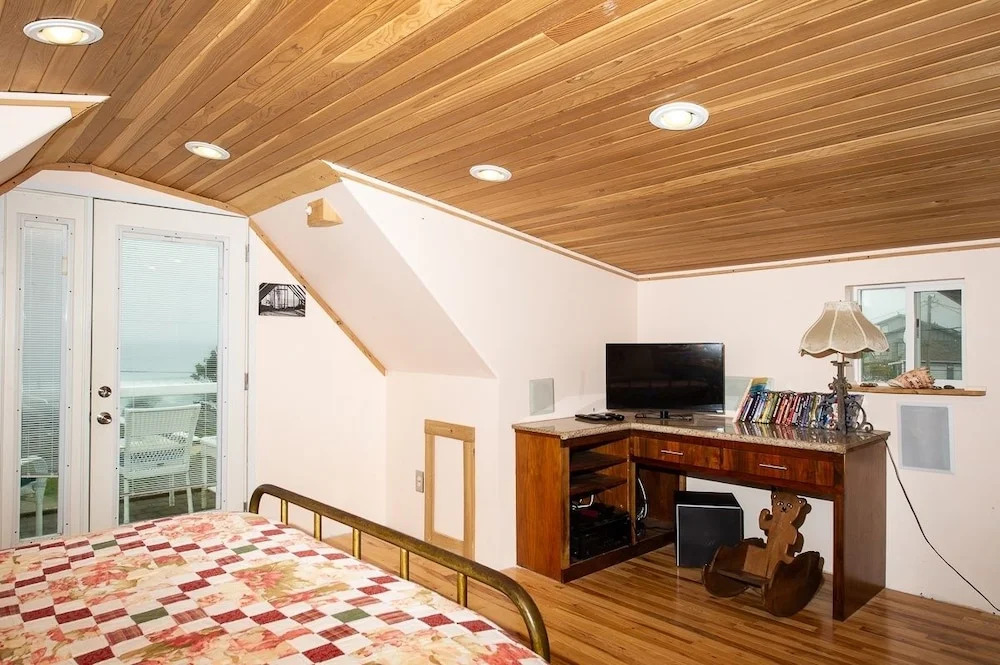 Sullishak 3 Bedrooms 2.5 Bathrooms Home
