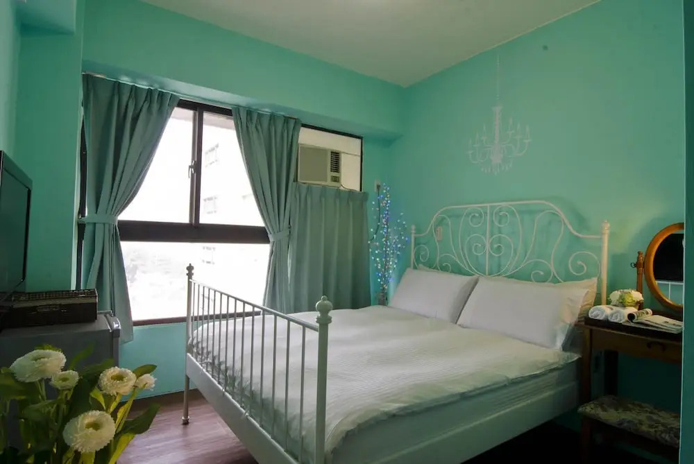 Sky Hostel