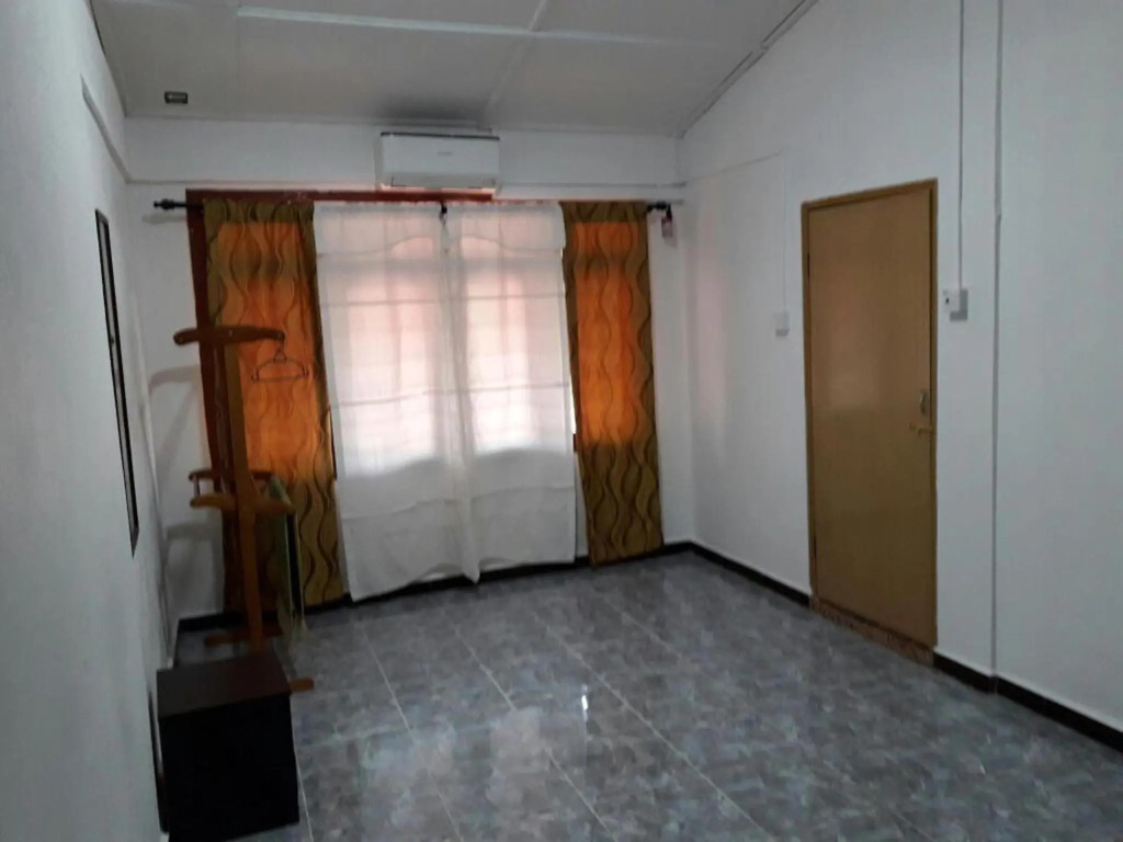 Nur Muslim Homestay At Kota Bharu