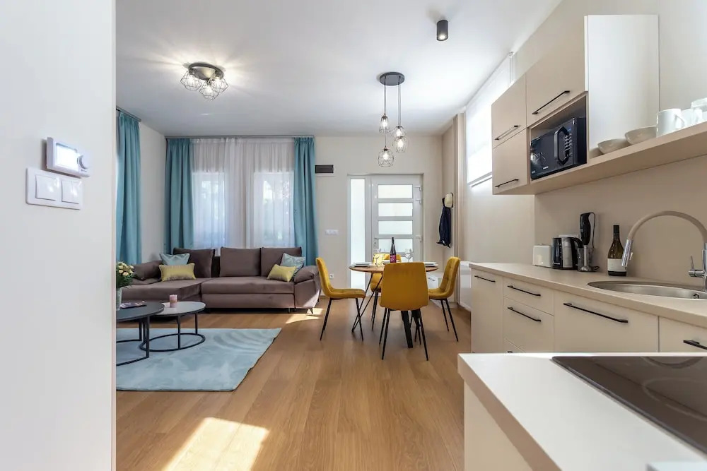 Nemes Apartments