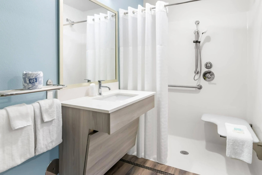 Woodspring Suites Elkhart