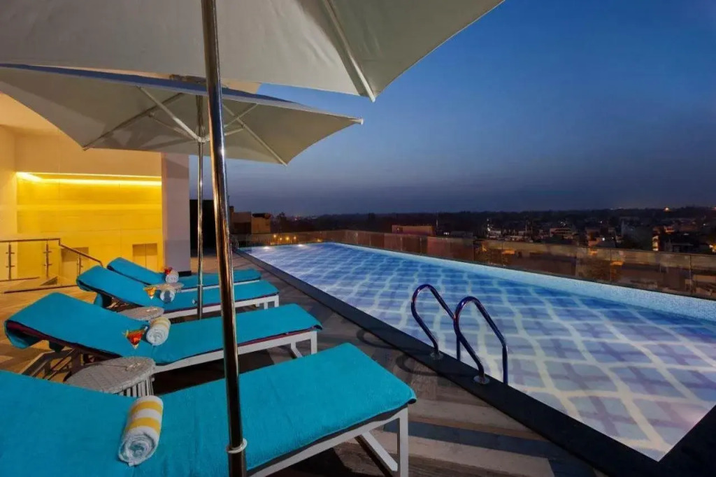Country Inn Premier Amritsar
