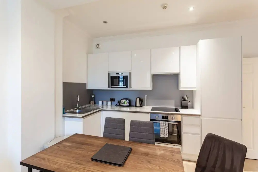 Brighton Blissful Retreat by the Sea