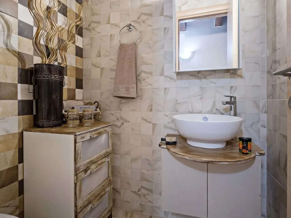 Luxury Villa Near Sea and City, Ping Pong, Childrens Area and BBQ
