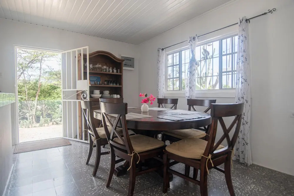 Aruban Home Close to Beach