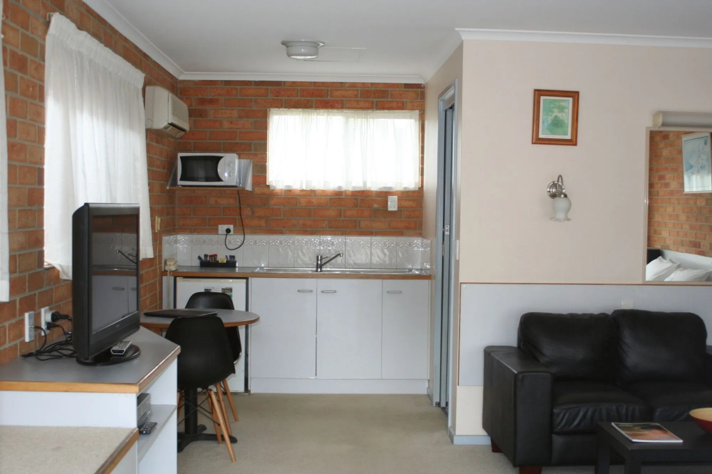 Coachman Motel and Holiday Units