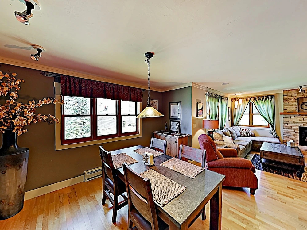 New Listing! Newly Updated Ski W/ Hot Tub 2 Bedroom Condo